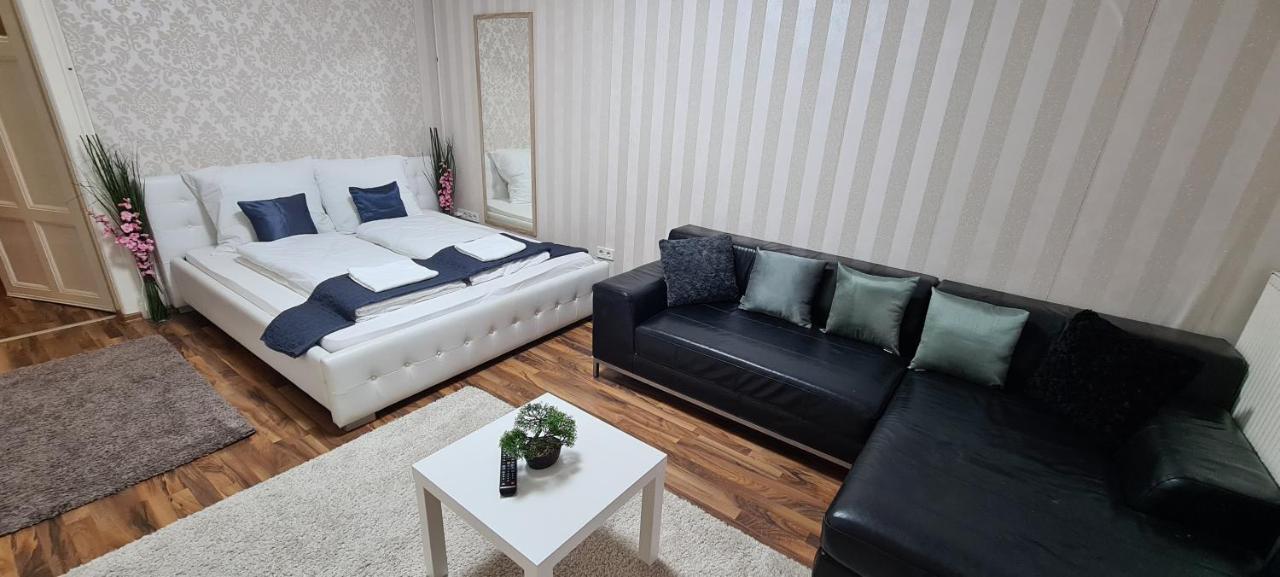Elegant Apartment In The Hearth Of Budapest Budapeste Exterior foto